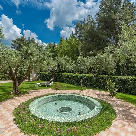 Rakovac 3* 波雷奇