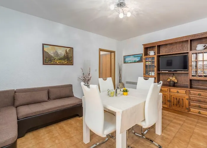 Guest house Rakovac 3*